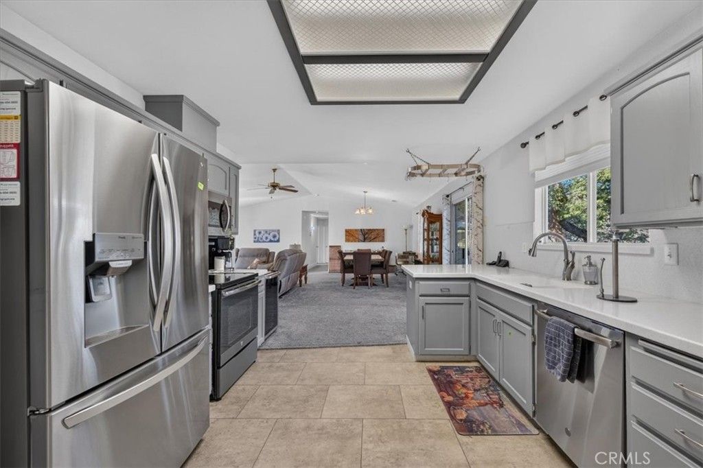 Image 40 of property listing at 41393 Roaring River Way, Coarsegold, CA 93614