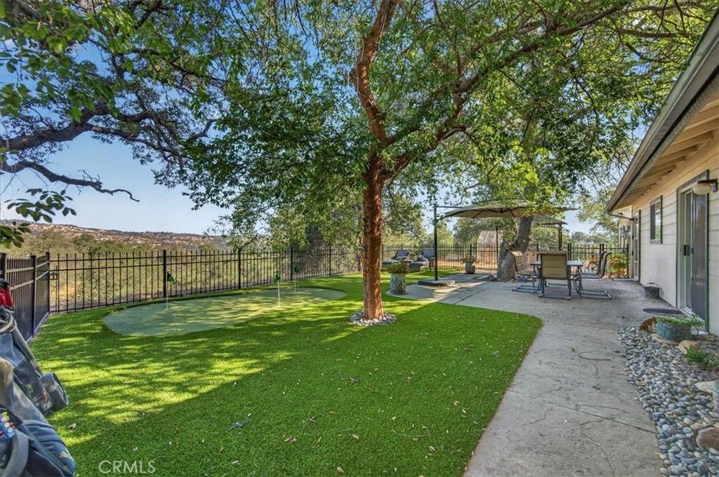 Image 62 of property listing at 41393 Roaring River Way, Coarsegold, CA 93614