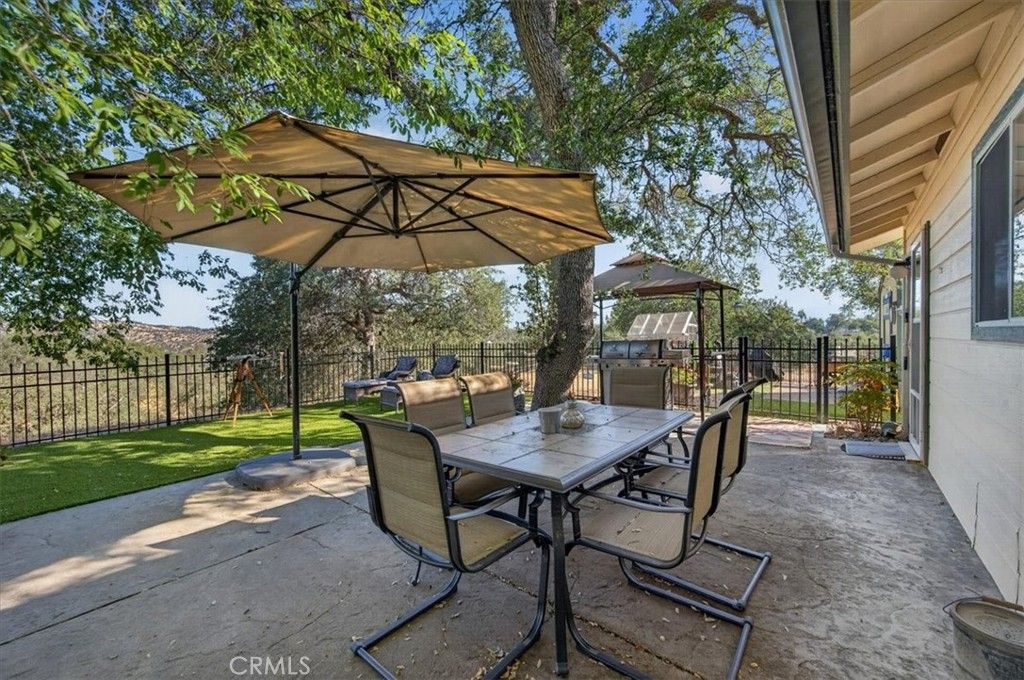 Image 68 of property listing at 41393 Roaring River Way, Coarsegold, CA 93614