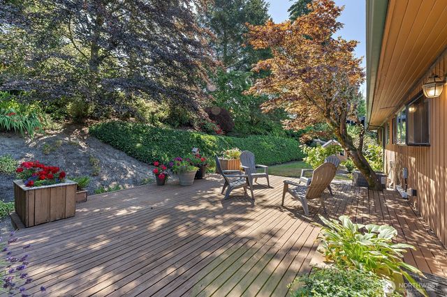 5937 Scenic Drive NE, Tacoma, WA 98422