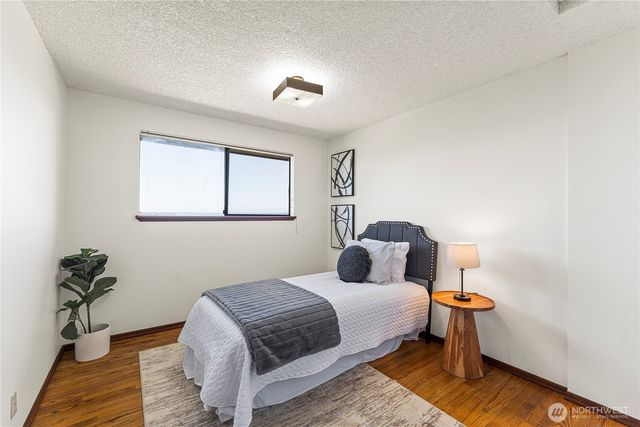 5937 Scenic Drive NE, Tacoma, WA 98422