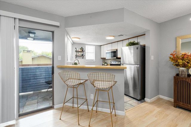 2500 Burleson RD 603, Austin, TX 78741