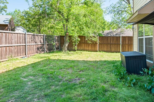 487 S Waco Street, Van Alstyne, TX 75495