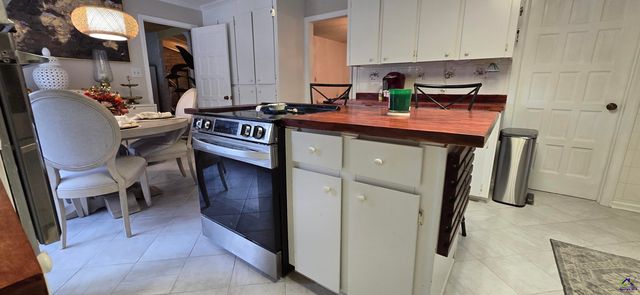 204 Deerwood Circle, Warner Robins, GA 31088