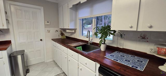 204 Deerwood Circle, Warner Robins, GA 31088