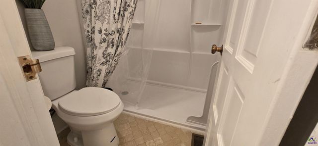 204 Deerwood Circle, Warner Robins, GA 31088