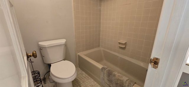 204 Deerwood Circle, Warner Robins, GA 31088