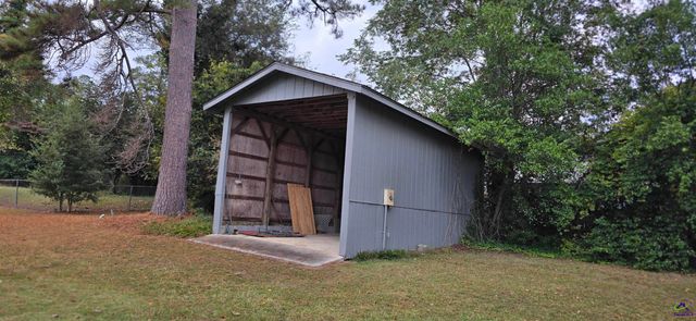 204 Deerwood Circle, Warner Robins, GA 31088