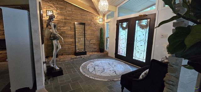 204 Deerwood Circle, Warner Robins, GA 31088