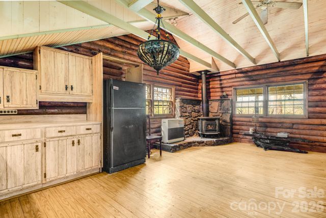 770 Echo Hill Drive, Green Mountain, NC 28704
