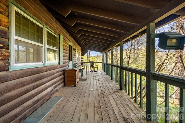 770 Echo Hill Drive, Green Mountain, NC 28704