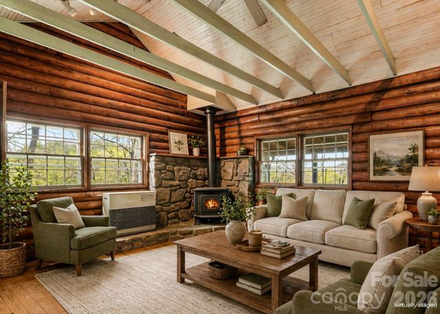 770 Echo Hill Drive, Green Mountain, NC 28704