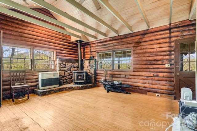 770 Echo Hill Drive, Green Mountain, NC 28704