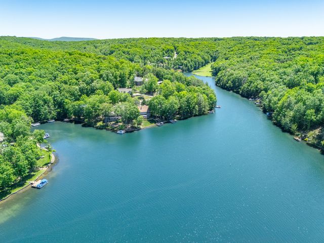 63 Brummel Lane, Crossville, TN 38558