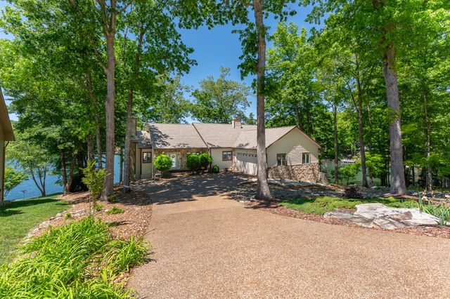 63 Brummel Lane, Crossville, TN 38558