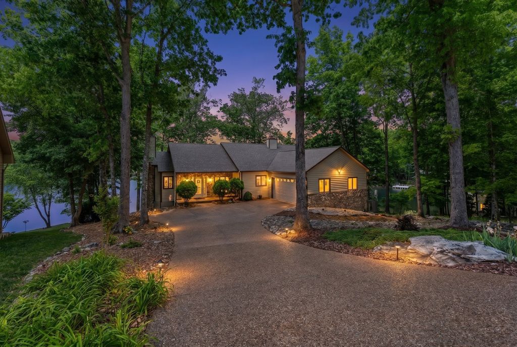 63 Brummel Lane, Crossville, TN 38558