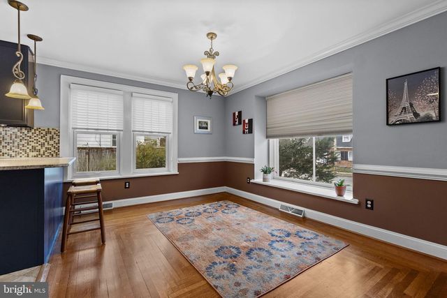 517 W MAIN ST, Mechanicsburg, PA 17055