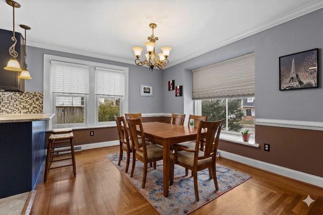 517 W MAIN ST, Mechanicsburg, PA 17055