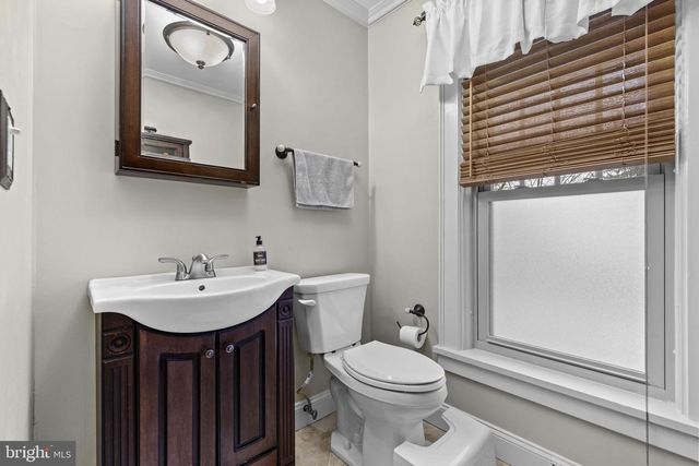 517 W MAIN ST, Mechanicsburg, PA 17055