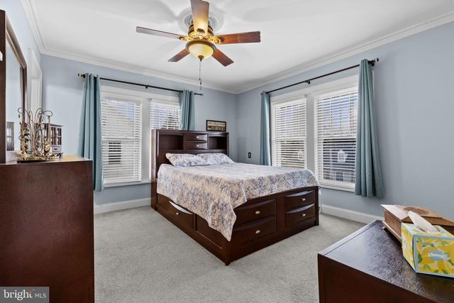 517 W MAIN ST, Mechanicsburg, PA 17055