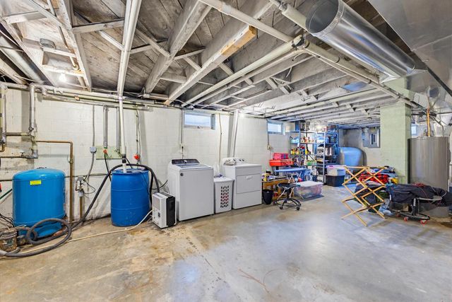 2233 Wallace Lake ROAD, West Bend, WI 53090