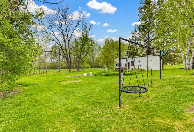 2233 Wallace Lake ROAD, West Bend, WI 53090