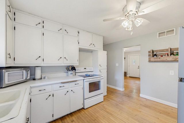 2233 Wallace Lake ROAD, West Bend, WI 53090
