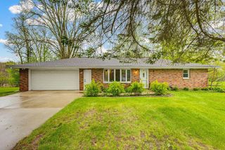2233 Wallace Lake ROAD, West Bend, WI 53090
