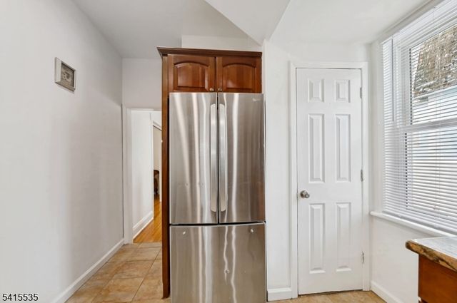 73 Fairview Ave, Teaneck Twp., NJ 07666