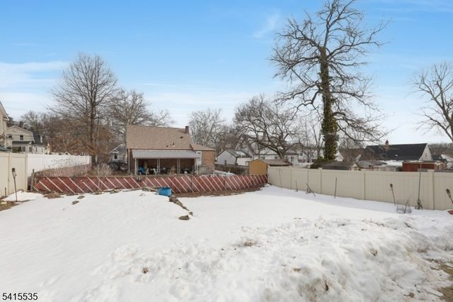 73 Fairview Ave, Teaneck Twp., NJ 07666