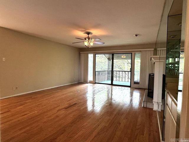 2325 Lakeshore Dr Unit B4, Hot Springs, AR 71913