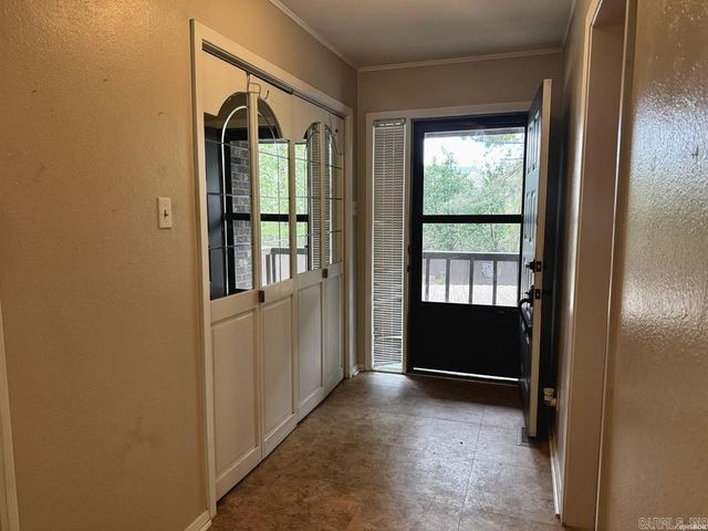 2325 Lakeshore Dr Unit B4, Hot Springs, AR 71913