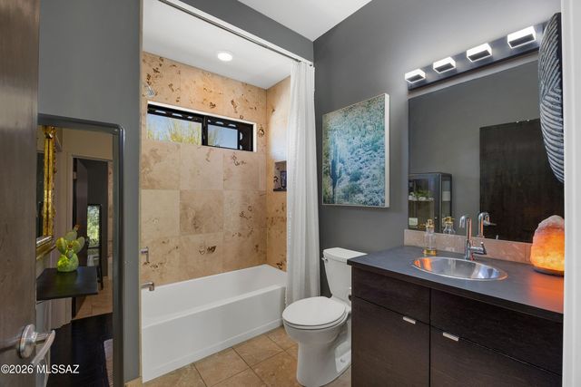 10501 E Eleanor Maldonado Place, Tucson, AZ 85747