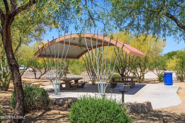 10501 E Eleanor Maldonado Place, Tucson, AZ 85747