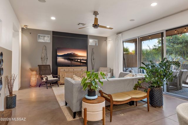10501 E Eleanor Maldonado Place, Tucson, AZ 85747