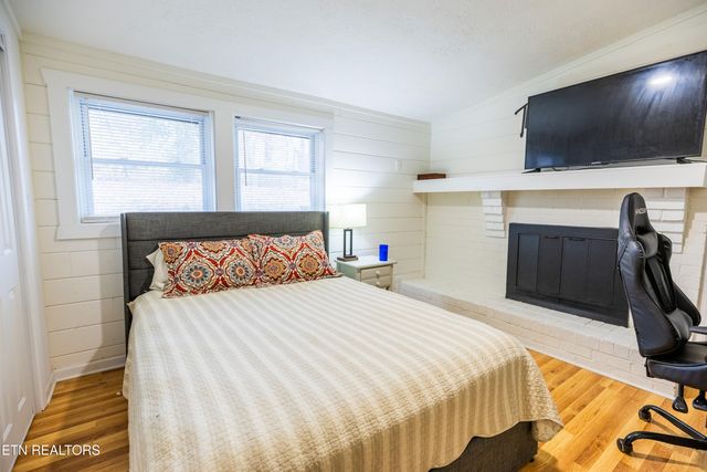 4603 Garden Drive, Knoxville, TN 37918