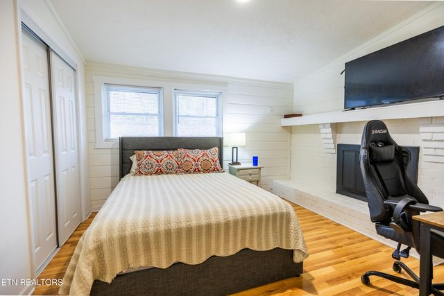 4603 Garden Drive, Knoxville, TN 37918