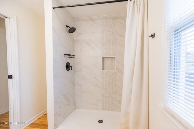 4603 Garden Drive, Knoxville, TN 37918