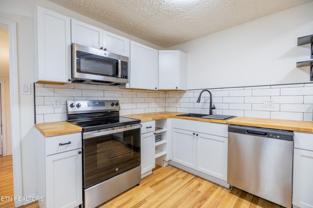 4603 Garden Drive, Knoxville, TN 37918