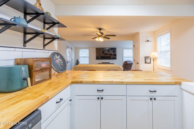 4603 Garden Drive, Knoxville, TN 37918