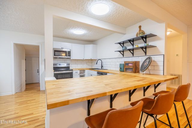 4603 Garden Drive, Knoxville, TN 37918