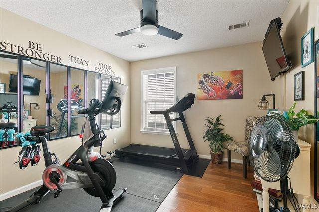 2330 Cross Creek, Tuscaloosa, AL 35404