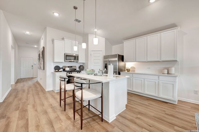 13503 Piscina Avenue, San Antonio, TX 78222