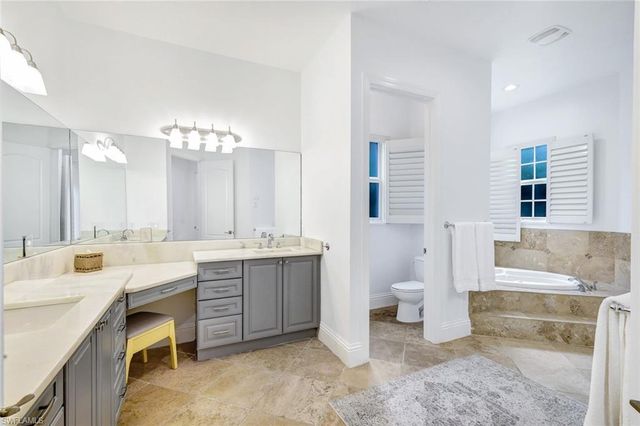 1427 Hemingway PL, Naples, FL 34103