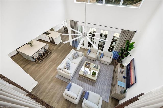 1427 Hemingway PL, Naples, FL 34103