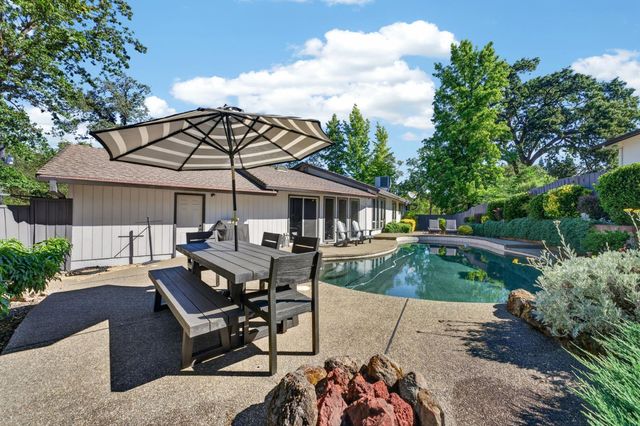 6845 Auburn Folsom Rd, Granite Bay, CA 95746