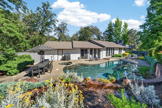 6845 Auburn Folsom Rd, Granite Bay, CA 95746