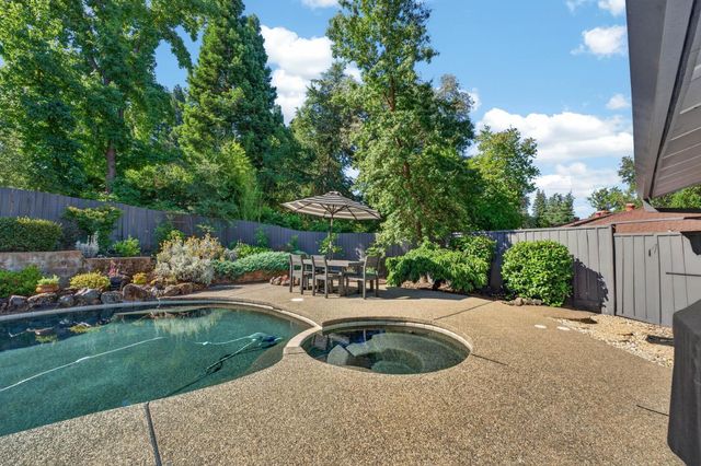 6845 Auburn Folsom Rd, Granite Bay, CA 95746