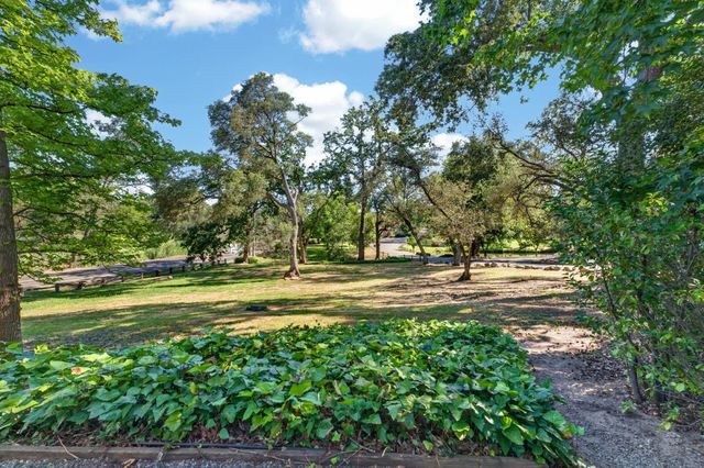 6845 Auburn Folsom Rd, Granite Bay, CA 95746