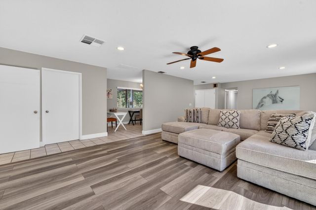 6845 Auburn Folsom Rd, Granite Bay, CA 95746